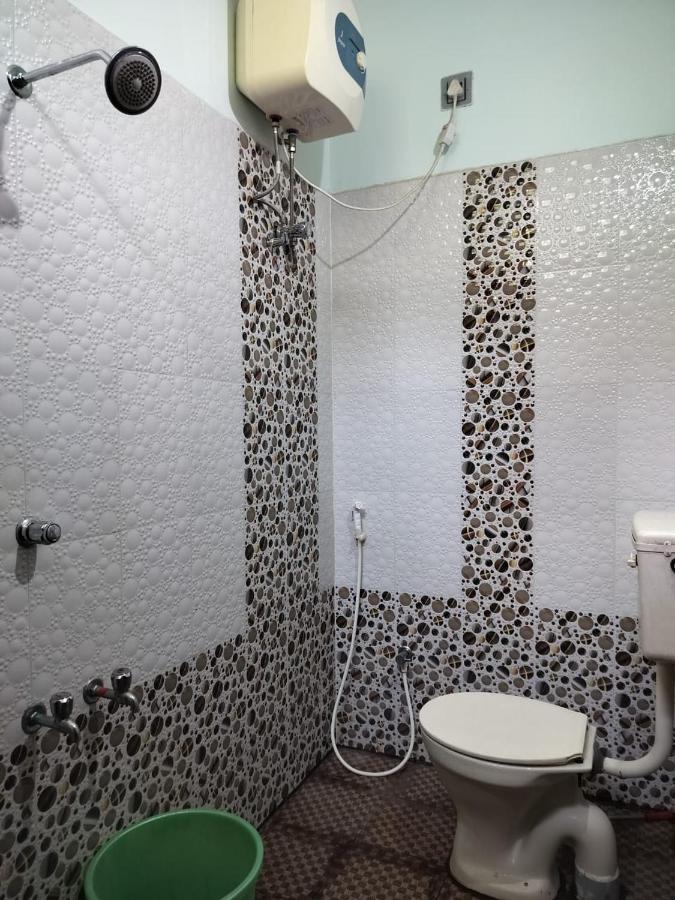 Tulip Villa 3Bhk 2Bhk And 1Bhk Located Near Chunnambar Boat House And Paradise Beach Purnankuppam Exterior photo